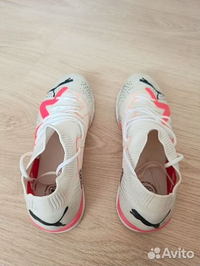 Бутсы сороконожки Puma (41.5)