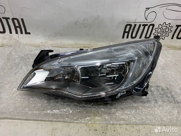 Фара передняя левая Opel Astra J
