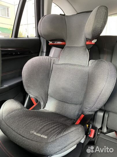 Автокресло maxi cosi rodifix airprotect 15-36кг
