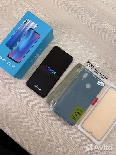 HONOR 10 Lite, 3/32 ГБ