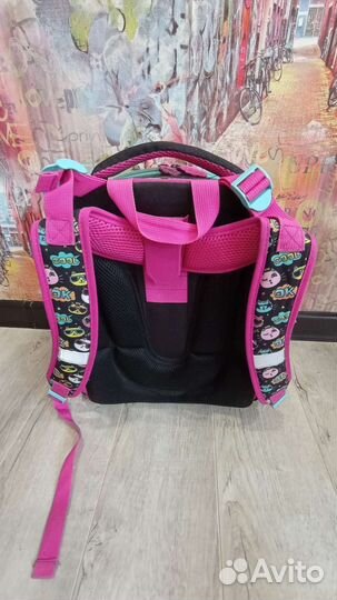 Школьный ранец для девочки
