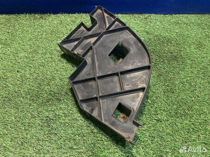 Кронштейн крепления бампера Cadillac Escalade 3