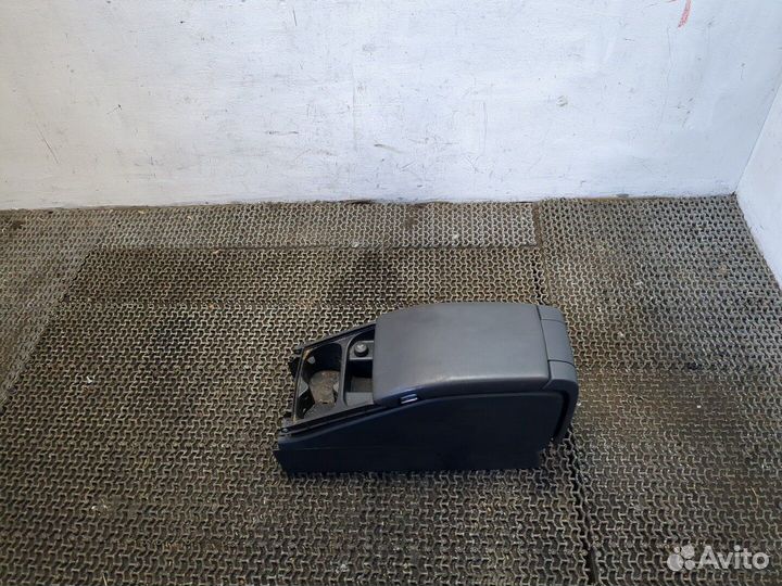 Консоль салона Volvo V70, 2008