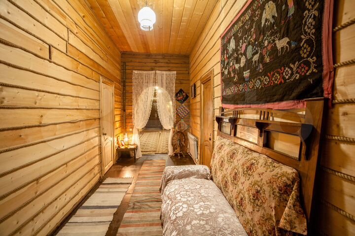 Дом 210 м² на участке 100 сот.