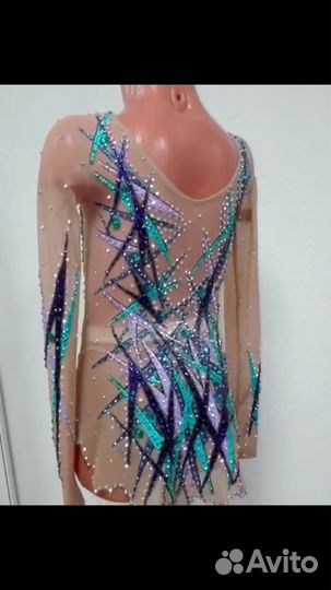 Продаю купальник для художественной гимнастики