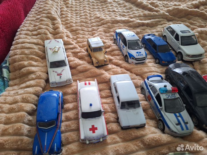 Детские машинки игрушки металлические