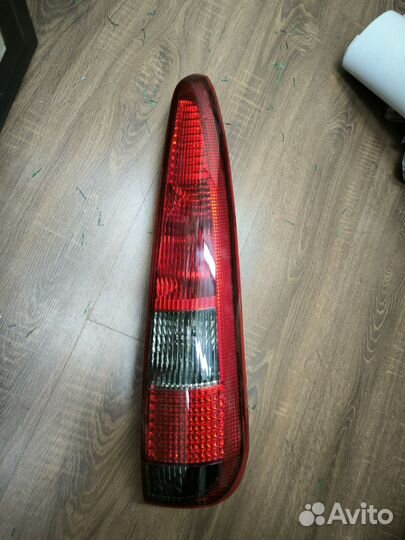 Задний правый фонарь ford fusion