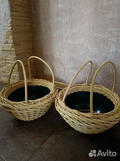 Корзинка плетенная