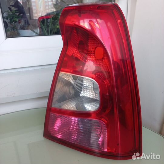 Задние фонари на renault logan 1 рестайлинг