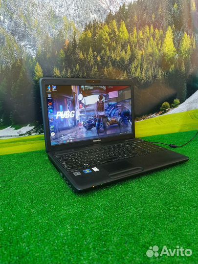 Отличный ноутбук Toshiba для работы и учёбы