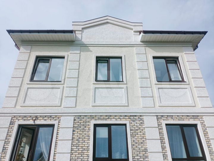 Коттедж 110 м² на участке 8 сот.