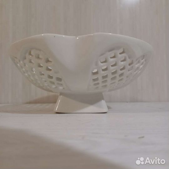 Ваза для фруктов Сухарница на ножке Винтаж