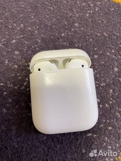 Беспроводные наушники apple airpods