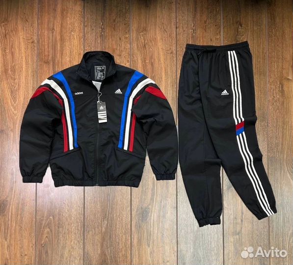 Спортивный костюм Adidas