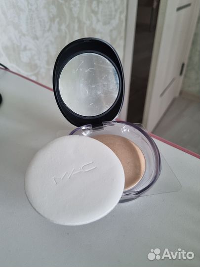 Крем тональный MAC. Пудра MAC