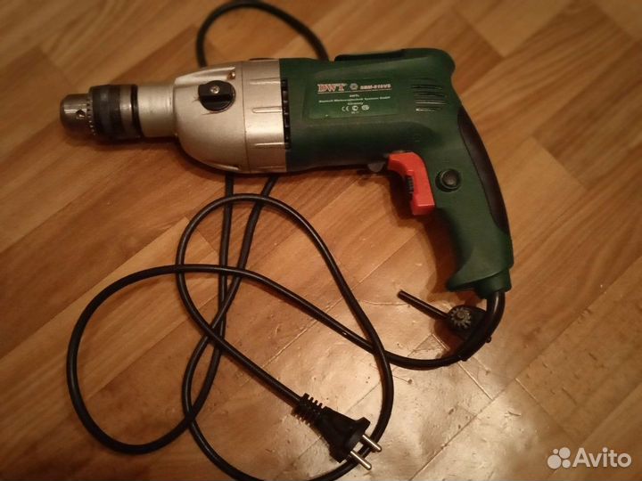 Дрель DVT SMB-810 VS