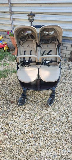 Коляска для двойни