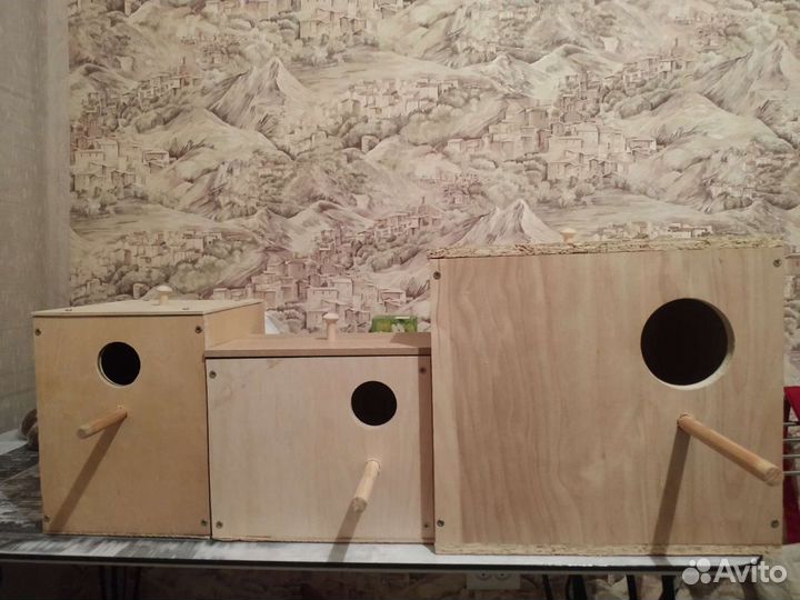 Гнездовые домики для попугаев