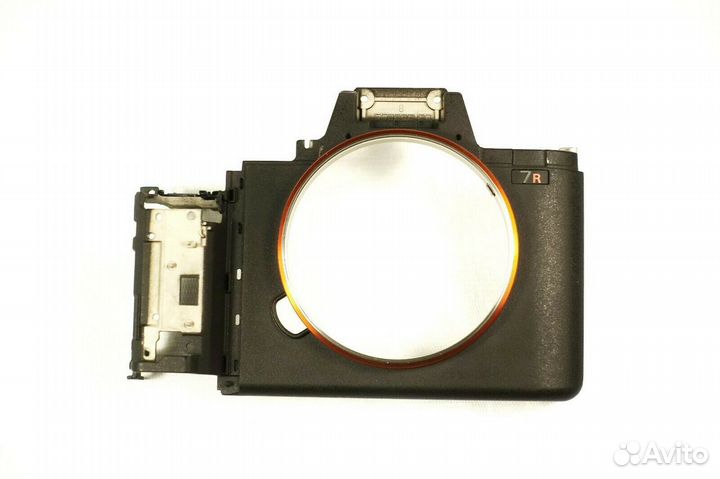 Передняя часть корпуса Sony A7R II