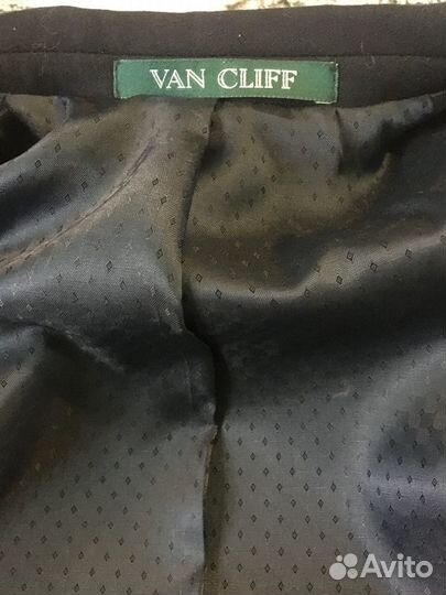 Школьный костюм