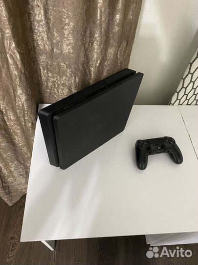 Sony playstation 4 PS4 slim 1tb