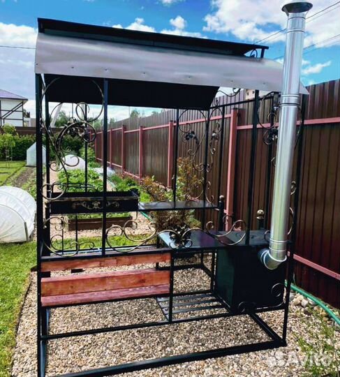 Беседка с мангалом