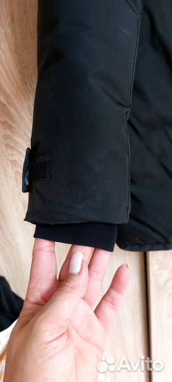 Продам зимнюю куртку на мальчика