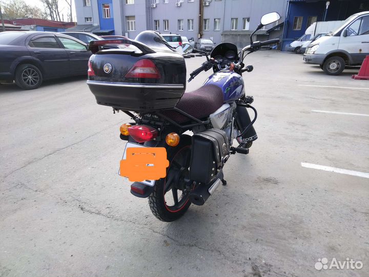 Мотоцикл Баджадж боксер 125