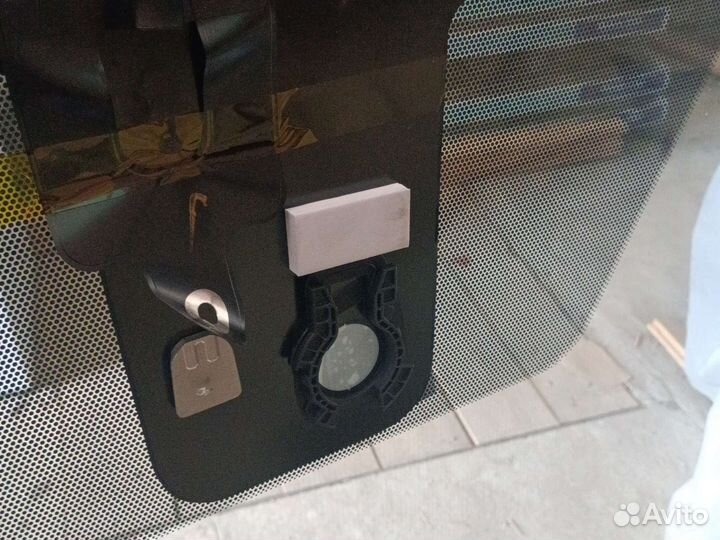 Лобовое стекло Nissan Xtreil