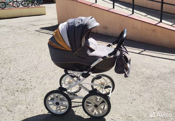 Коляска 2 в 1 классика