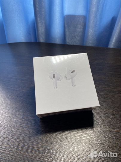 Наушники AirPods Pro и AirPods 3 новые