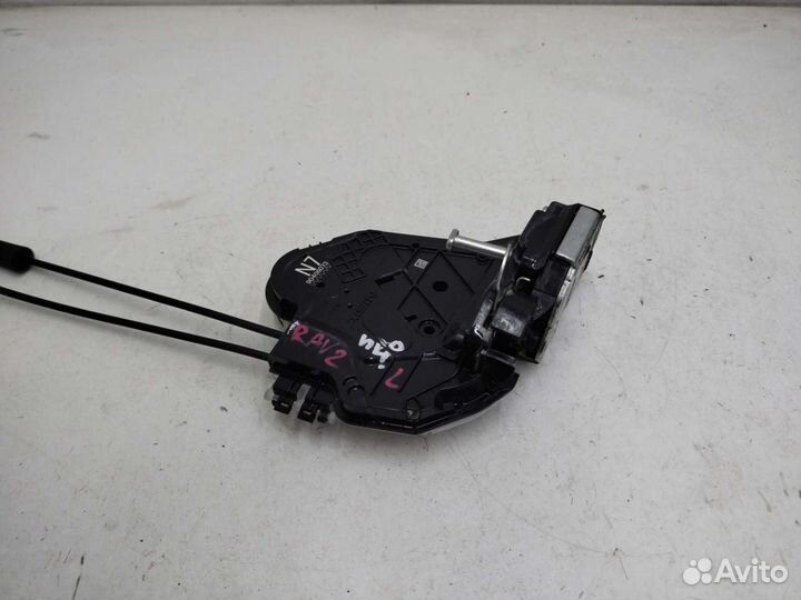 Замок задний левый Toyota Rav 4 XA50 2018-2021 сос