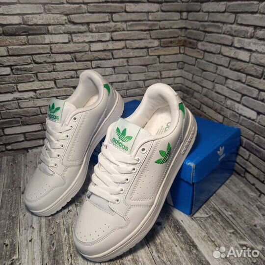 Кроссовки женские Adidas classic