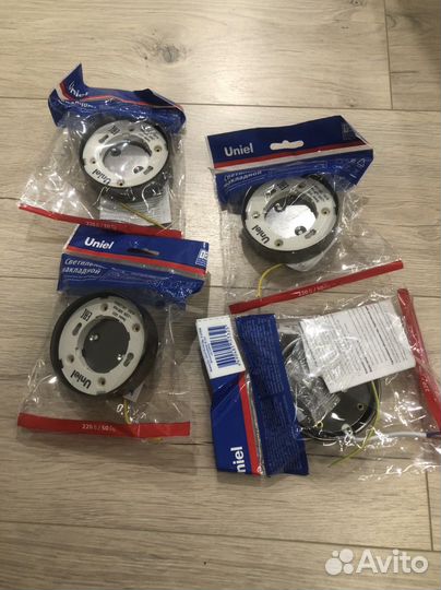 Светильник потолочный точечный