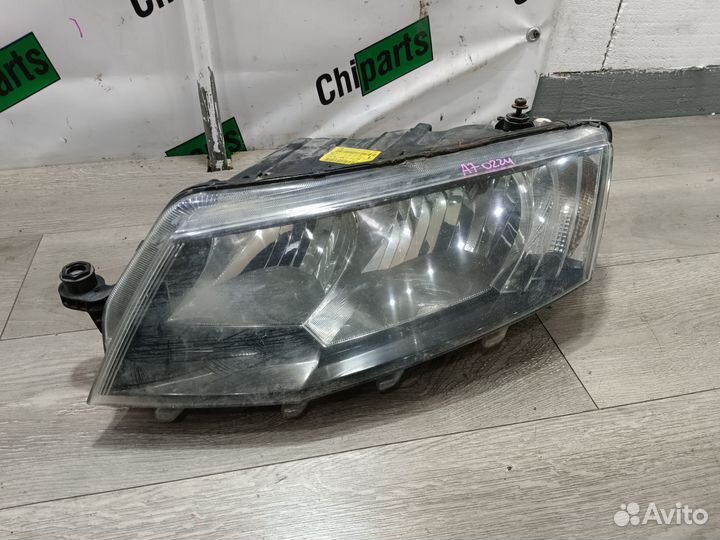 Передняя левая фара для Skoda Octavia A7 оригинал