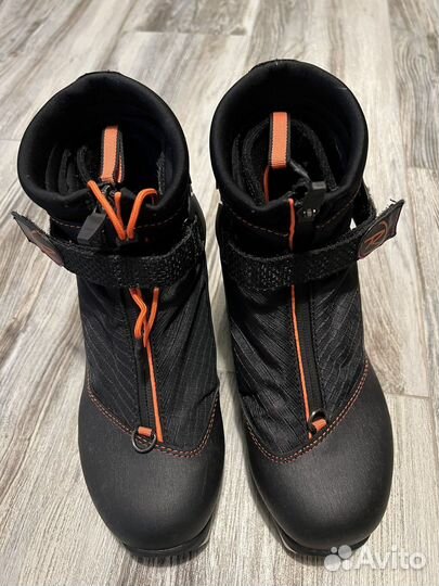 Лыжные ботинки rossignol 37EU