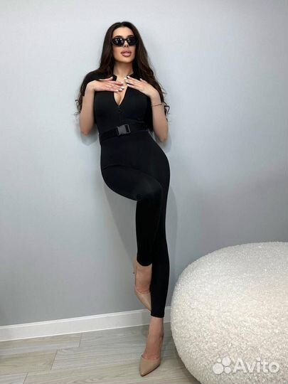 Костюм для фитнеса женский