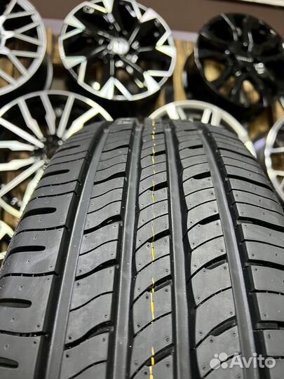 Roadstone N'Fera RU5 245/50 R20 102V