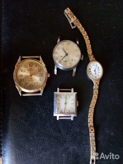 Часы бижутерия монеты браслет с шармами и другое