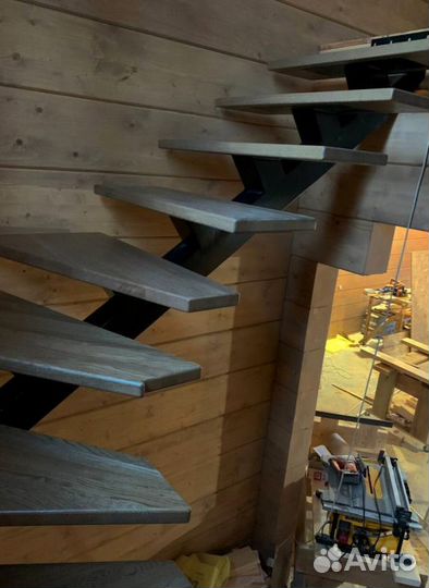 Металлокаркас для лестницы 