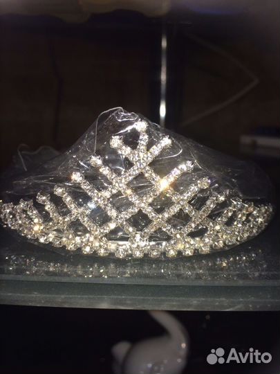 Корона и другие украшения