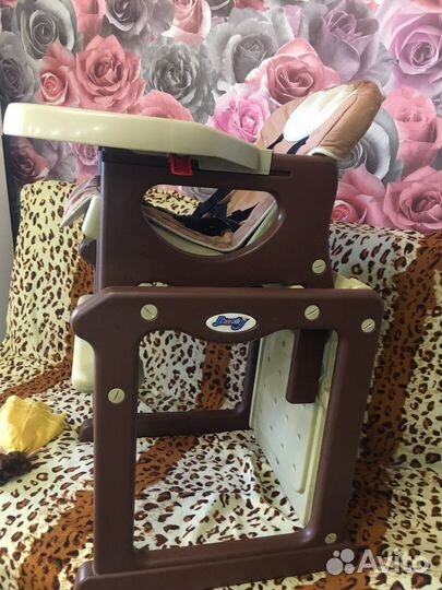 Стульчик для кормления barty