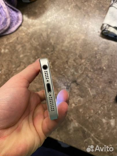 iPhone 5S, 16 ГБ