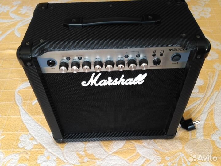 Комбоусилитель Marshall MG15CFX