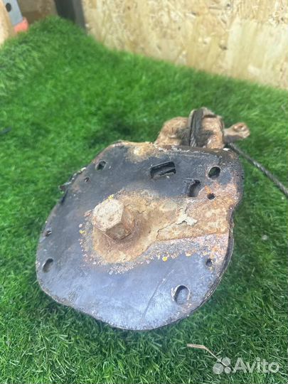 Лебедка запасного колеса оригинал D3 D4 RRS Land