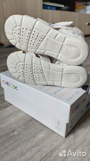 Сандалии geox для девочки