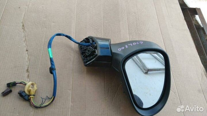 Зеркало правое Peugeot 308 2007-2013