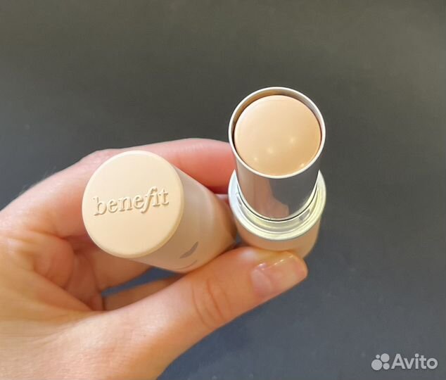 Benefit тональный крем стик