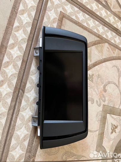 Экран на BMW 116. f20 f21