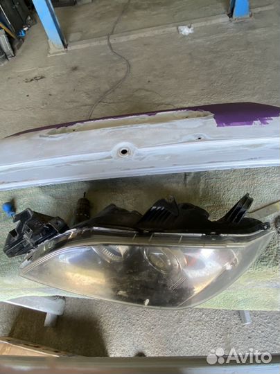 Фара mazda 3 bk седан